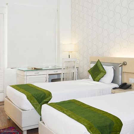 Treebo Check In By Oran Hotel New Delhi Exterior photo