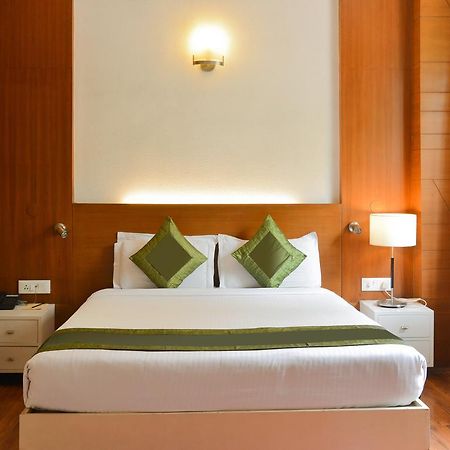 Treebo Check In By Oran Hotel New Delhi Exterior photo