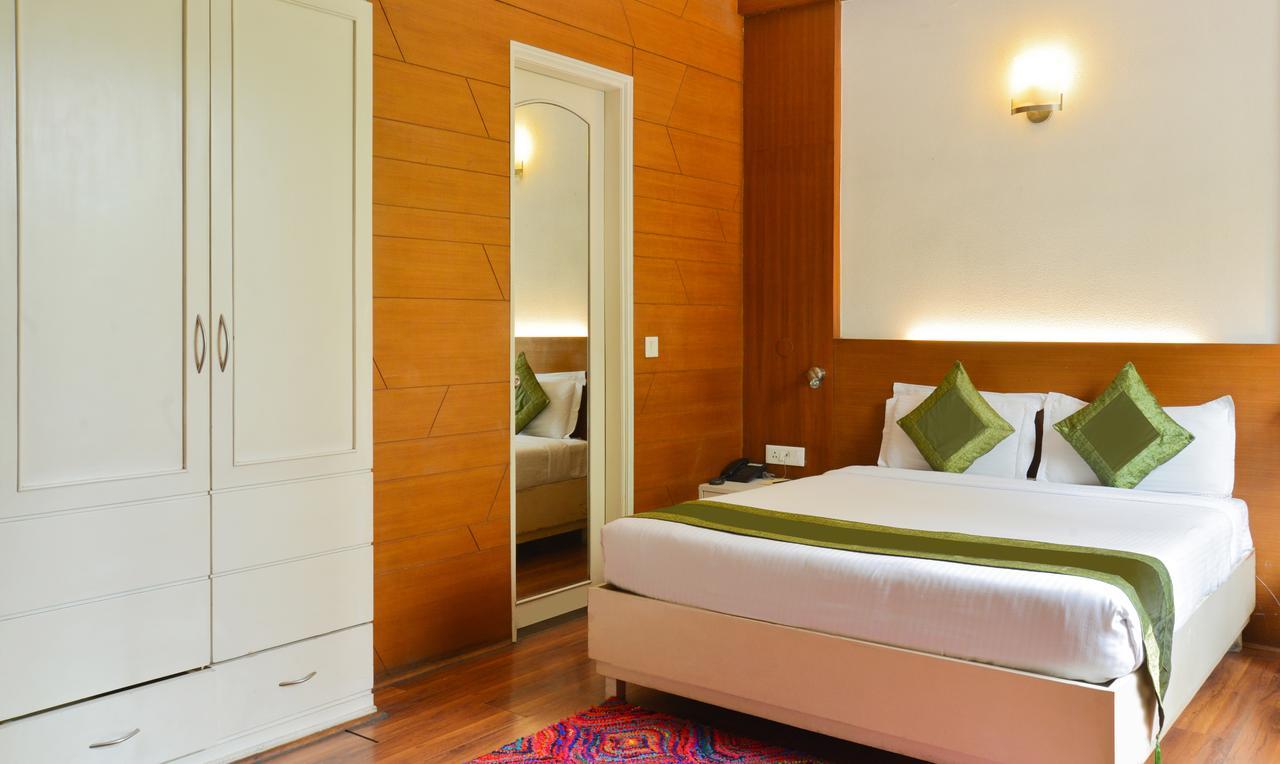 Treebo Check In By Oran Hotel New Delhi Exterior photo